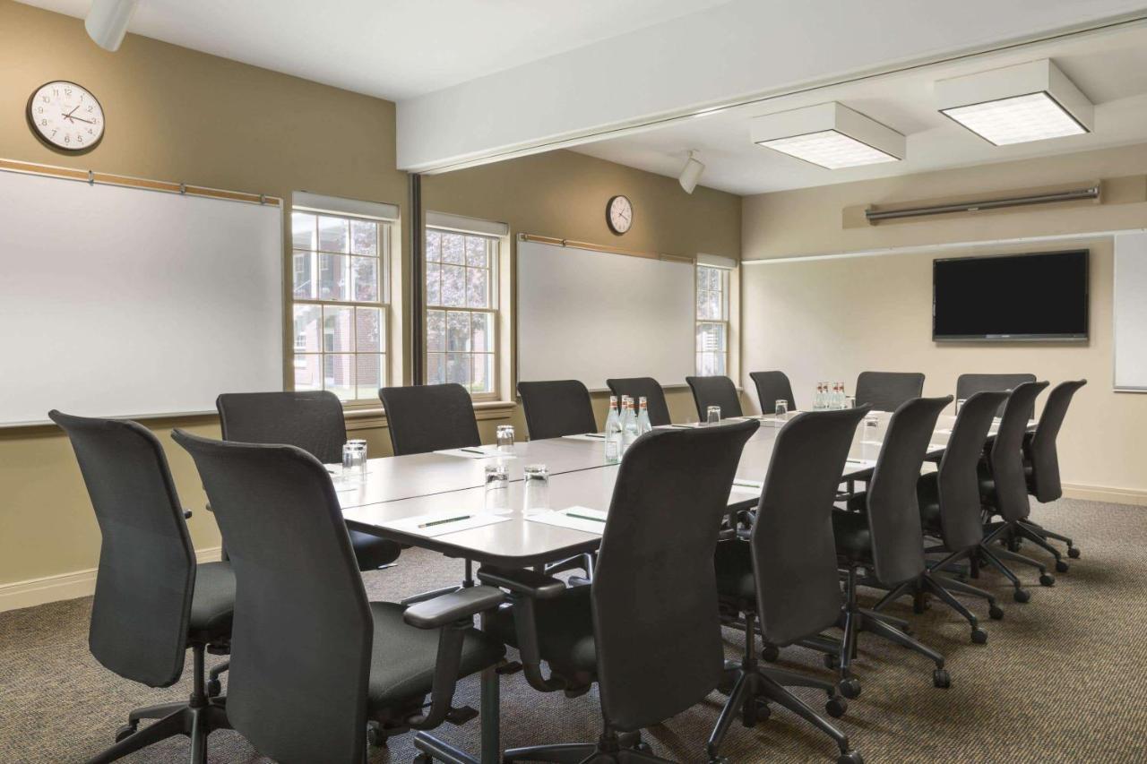 Ivey Spencer Leadership Centre Hotell London Eksteriør bilde